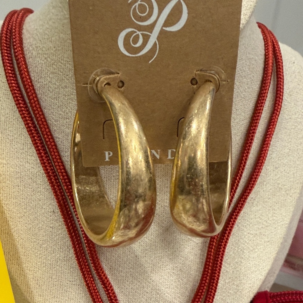 13 Piece Exquisite Bundle NWT - image 8